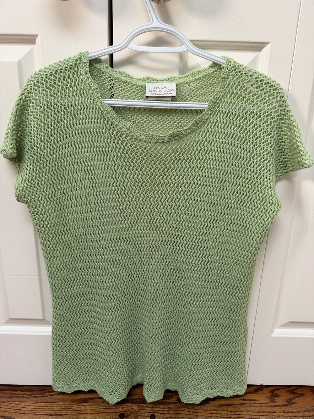 Linda Lundstrom sz XS Vintage Light Green Open-Knit Crochet Short Sleeve Top